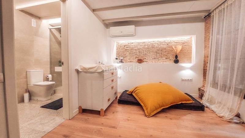 Foto cc92c567-ef0a-463a-a7a0-0c35476d4aa3. Oficina  dúplex en venta en ciutat vella, en Barcelona
