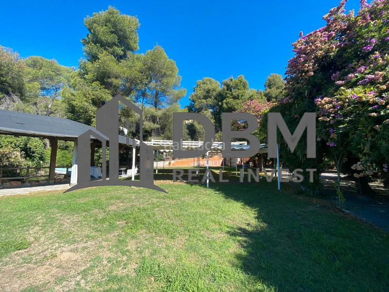 Foto 63afccce-5d02-4177-abd0-11e3b823e44d. Country house with fireplace heating parking pool in Montcada i Reixac
