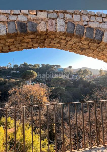 Foto 786590f9-ec26-4711-b266-b06df2bbc98b. Country house with fireplace heating parking pool in Montcada i Reixac