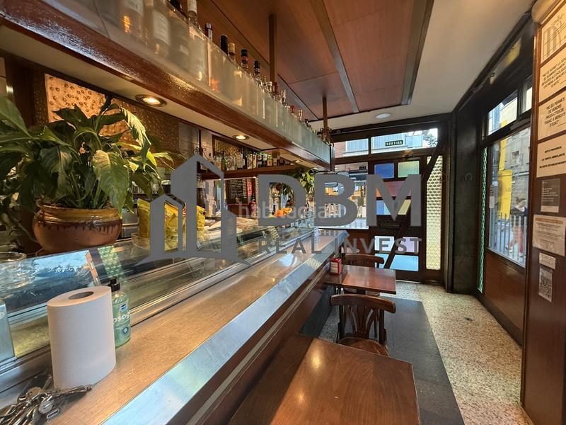 Foto 0a730cf9-2a1c-4517-bb34-d935e487972a. Traspaso local comercial traspaso de bar de tapas con terraza en congres, en Barcelona