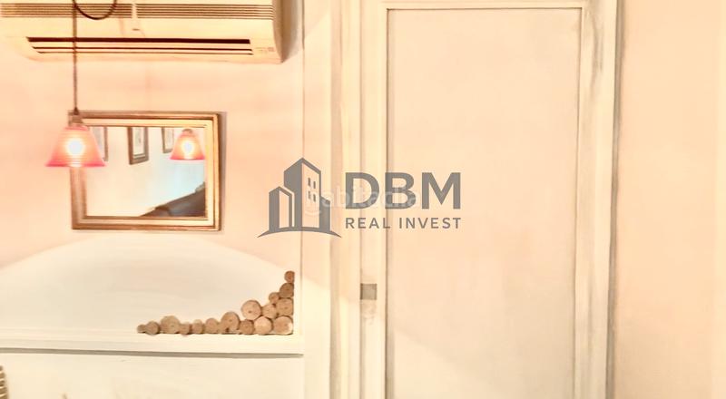 Foto 75eb7fe0-249b-4dbc-98c0-b657fe21198c. Pas-de-porte local commercial dans Vila de Gràcia Barcelona