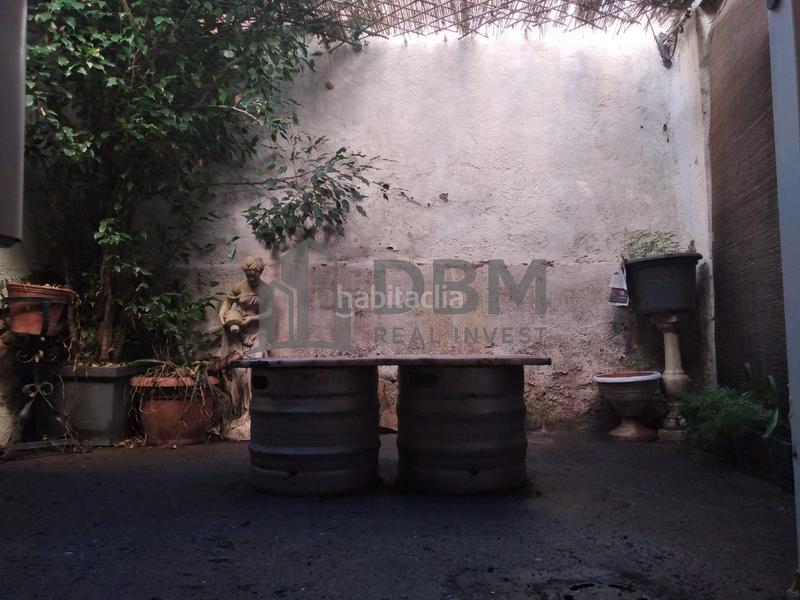 Foto cf0ae563-83d2-4180-8395-b7c2f7ad0d78. Traspaso local comercial traspaso de bar c1 mixto en gracia, en Barcelona