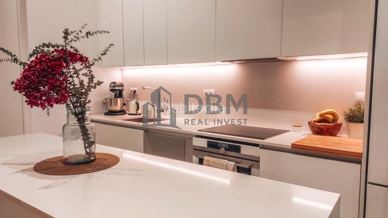 Foto 4ea614bf-4535-463a-b5e7-76de679120b0. Rent office space with heating in Gòtic Barcelona