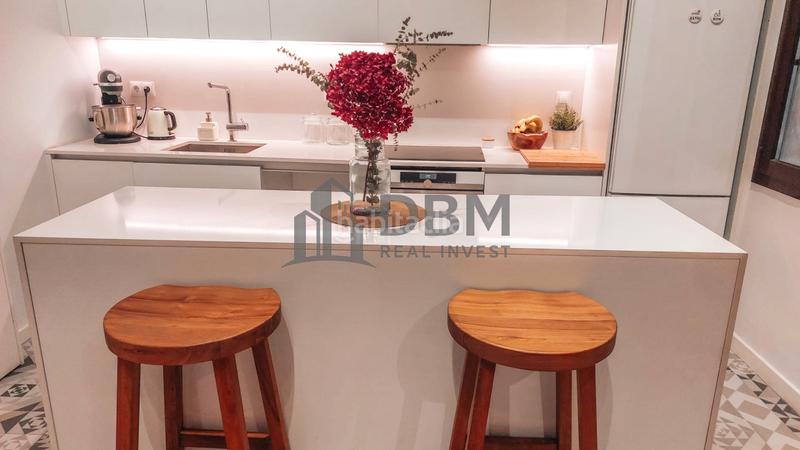 Foto cccee584-4d58-40ce-b55c-b9b492bd0fdc. Rent office space with heating in Gòtic Barcelona