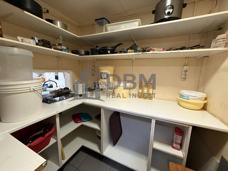 Foto 2ee38a5e-e535-4df8-90a1-c175e9101dd9. Pas-de-porte local commercial avec chauffage dans Hostafrancs Barcelona