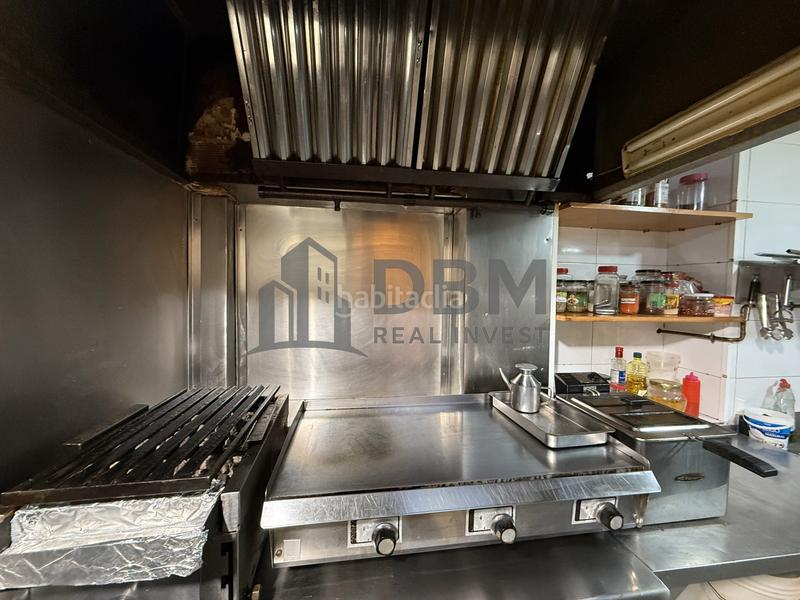 Foto ca7bf655-a81f-47e1-a3c8-953db8c79708. Pas-de-porte local commercial avec chauffage dans Hostafrancs Barcelona