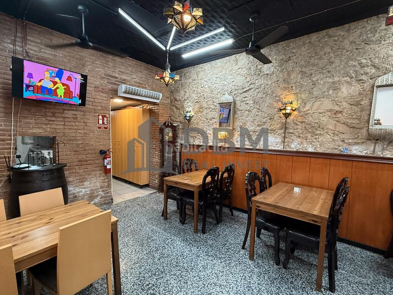 Foto 3708db54-e5f1-4663-8034-54abd2424fd6. Traspaso local comercial bar restaurante en traspaso en sants, en Barcelona