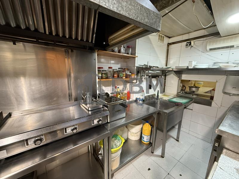 Foto 4327f9d7-d369-47f5-b6d0-8a97ac38fc42. Traspaso local comercial bar restaurante en traspaso en sants, en Barcelona