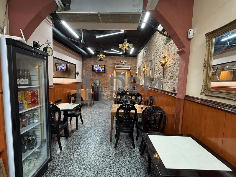 Foto 76e7b7ef-bf93-471c-a15f-da3c4ab372bb. Traspaso local comercial bar restaurante en traspaso en sants, en Barcelona