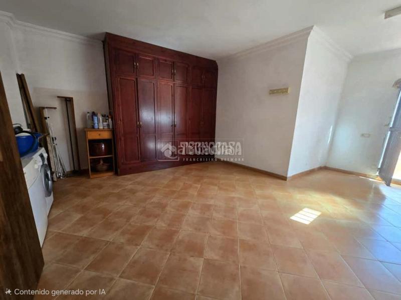 Foto 85ca420c-366b-493f-a0ff-a72f4e240744. Casa bifamiliare in Morón de la Frontera