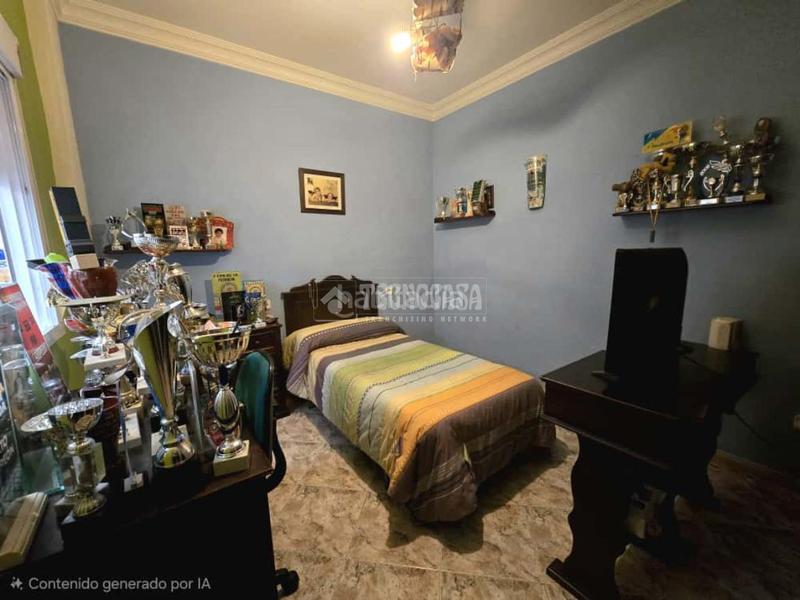 Foto d3889e13-93dc-4d74-b4a4-da7ff2a5bbb6. Casa bifamiliare in Morón de la Frontera