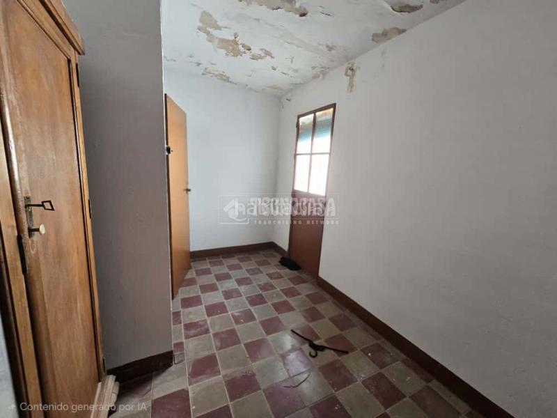 Foto 3d41bc56-b0b1-47ec-9c8b-a67cc356c735. Casa aparellada a Morón de la Frontera