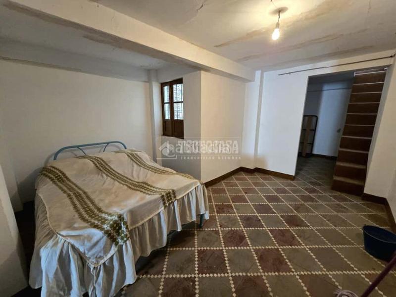 Foto 74a12fe7-9c2b-49af-82c3-62c55a26b050. Casa aparellada a Morón de la Frontera