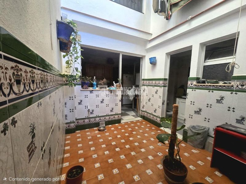 Foto d6264b8f-37f9-4aa5-b4a1-1735f089fe1c. Casa aparellada a Morón de la Frontera