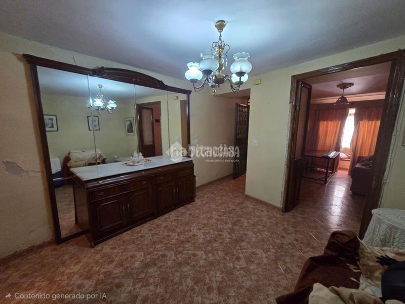 Foto 97bc9e18-e121-49bd-83e0-1e3318492eec. Casa aparellada a Morón de la Frontera