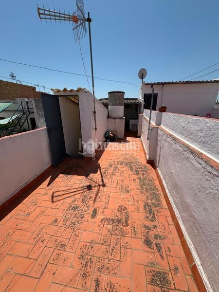 Foto 0329b6cc-4413-4a74-9aa8-aed0f1537c29. Casa aparellada a Morón de la Frontera