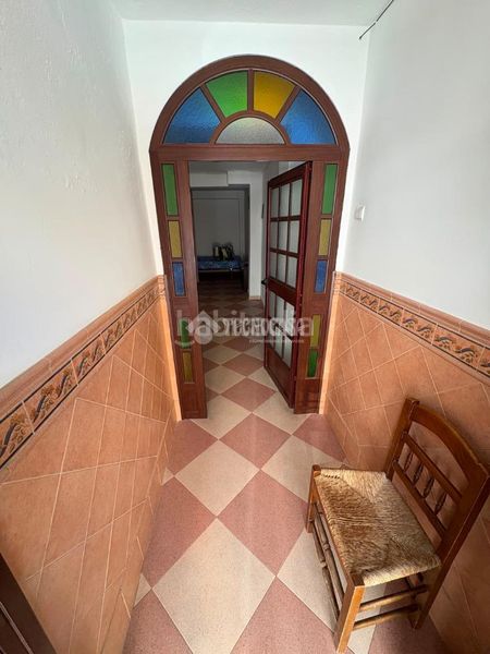 Foto 06a5cbea-c523-4793-9644-1fd7e5e1ac89. Casa aparellada a Morón de la Frontera
