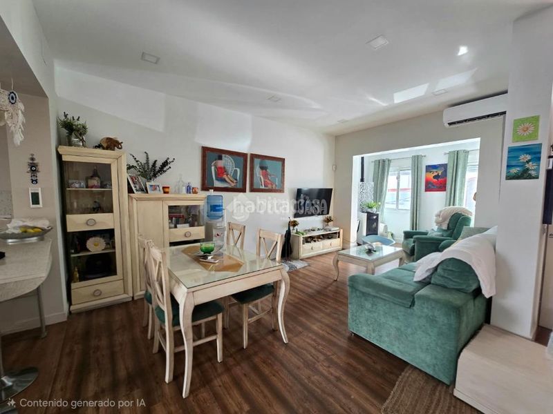 Foto 58f7d2e5-a48c-44e0-93d1-ee9d8dc328f2. Casa aparellada a Montellano