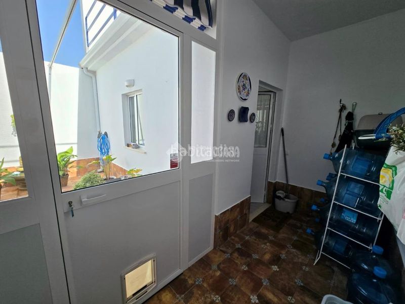 Foto 8140e606-ad46-4b3f-a743-d703b8888c25. Casa aparellada a Montellano