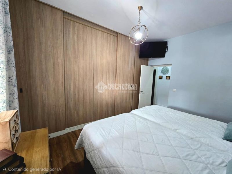 Foto dd12d22c-3ced-44a9-a63b-f4bb6d3b31e0. Casa aparellada a Montellano