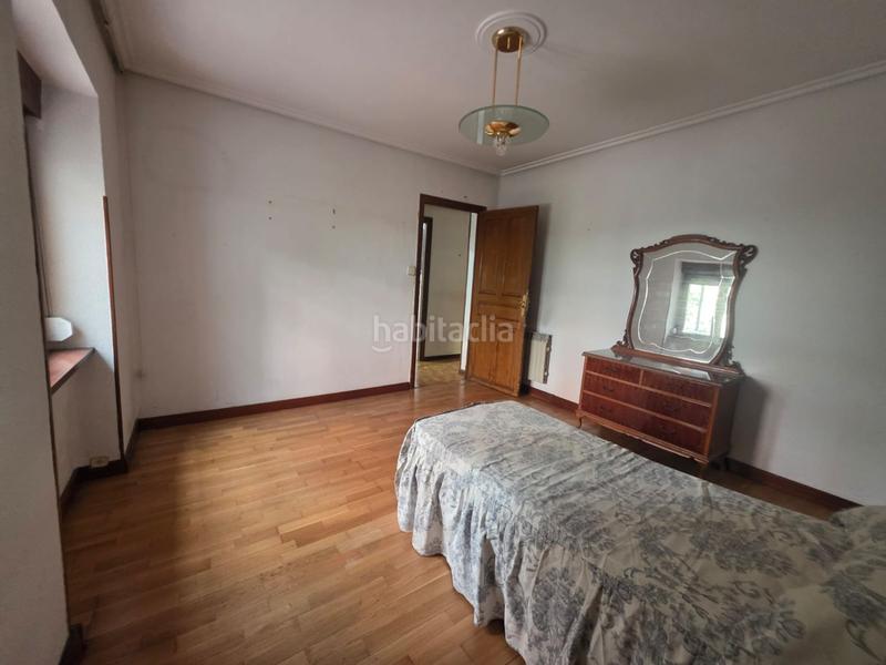 Foto 5654f8aa-b55d-4456-b539-30c68ff583d8. Casa adossada amb calefacció aparcament a Judimendi Vitoria - Gasteiz