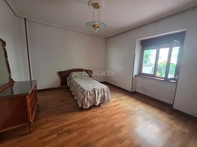 Foto e39d44e9-f7ae-4750-9772-7271aad39529. Casa adossada amb calefacció aparcament a Judimendi Vitoria - Gasteiz