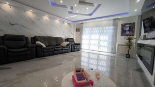 Maison jumelée à Iruña Oka / Iruña de Oca. Adosado en venta en nanclares de la oca, 4 dormitorios.