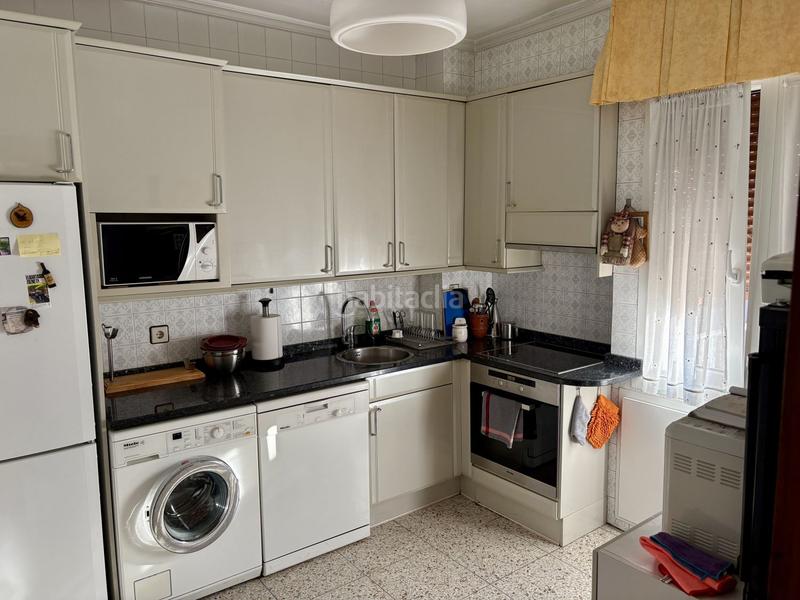 Foto 73c271f1-4a51-4957-8f1b-087a64e0bf52. Appartement avec chauffage dans Judimendi Vitoria - Gasteiz