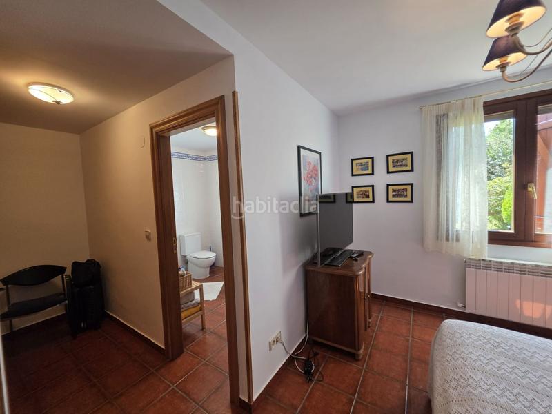 Foto 16e7e4d6-683d-449b-9961-244c88c1c54c. Casa amb aparcament a Marañón