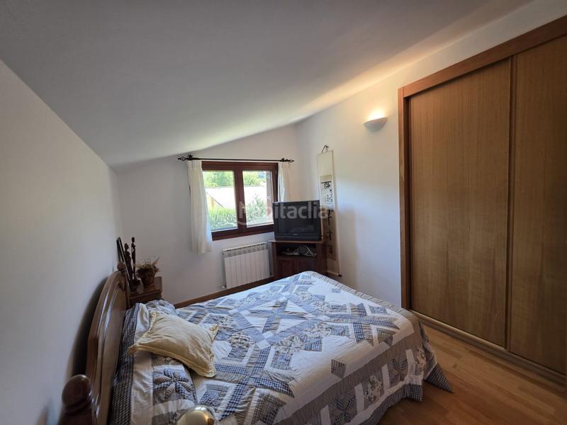 Foto 40c8f61c-5bef-45de-8ebe-94b26c12bb1d. Casa amb aparcament a Marañón