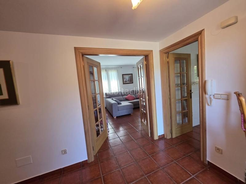 Foto 6be4d5b0-5606-483c-8166-582bc1727ea0. Casa amb aparcament a Marañón