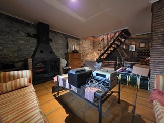 Chalet in Añana. Chalet en venta en valdegovia  carcamo, 4 dormitorios.