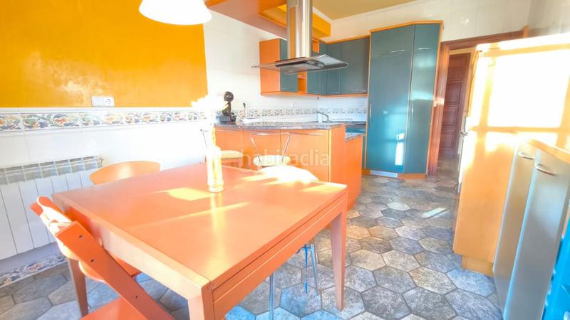 Foto 31811d21-dbde-402e-ae31-62962e16e8da. Casa  en venta en estíbaliz, 4 dormitorios. en Vitoria - Gasteiz