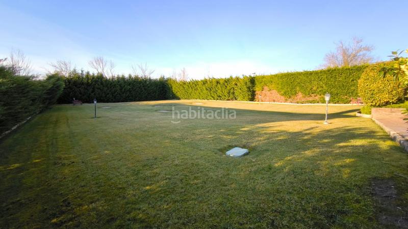 Foto e5ddeea2-6bf9-46b7-86f5-08a4808cf395. Casa  en venta en estíbaliz, 4 dormitorios. en Vitoria - Gasteiz