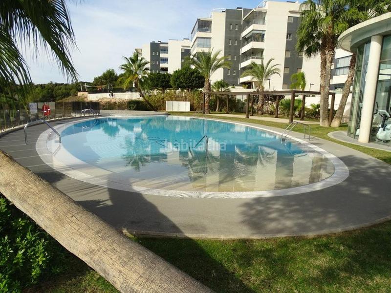 Foto 32ba6d04-1e0a-4a13-9d23-93e08f7baa05. Ático lujoso ático con espectacular terraza y solarium en Orihuela