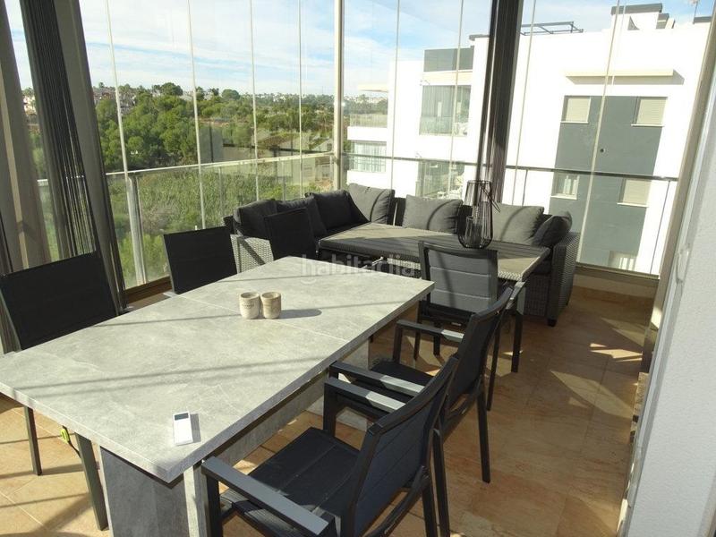 Foto f60f1b5b-8dbb-40c3-b281-89ac5b2b5cf1. Ático lujoso ático con espectacular terraza y solarium en Orihuela
