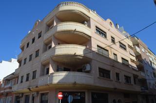Apartament a Puerto Deportivo. Vivienda céntrica con excelentes calidades en torrevieja