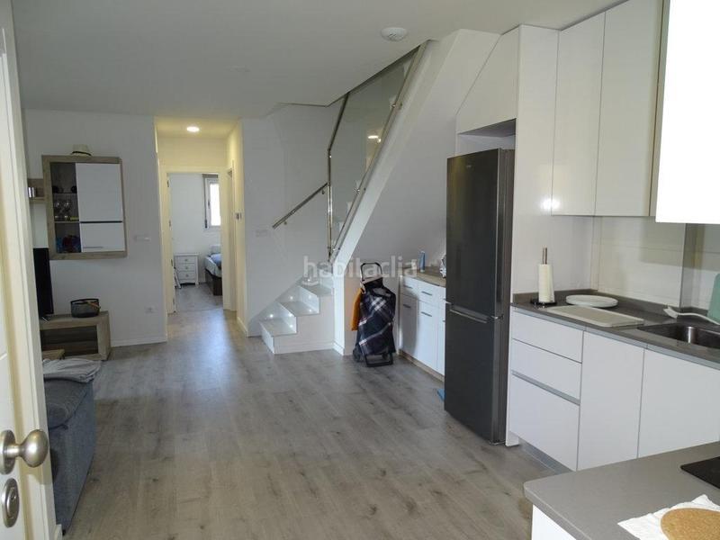 Foto 83a0627f-d252-4007-a087-fc6e41ab6f60. Ático en calle vainilla 9 lujoso ático con espectacular terraza en villa martín golf en Orihuela