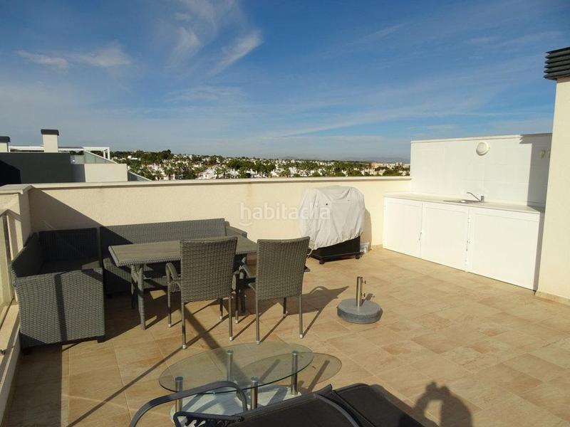 Foto afe3f64b-e832-4f12-9e99-47b8de36d8bc. Ático en calle vainilla 9 lujoso ático con espectacular terraza en villa martín golf en Orihuela