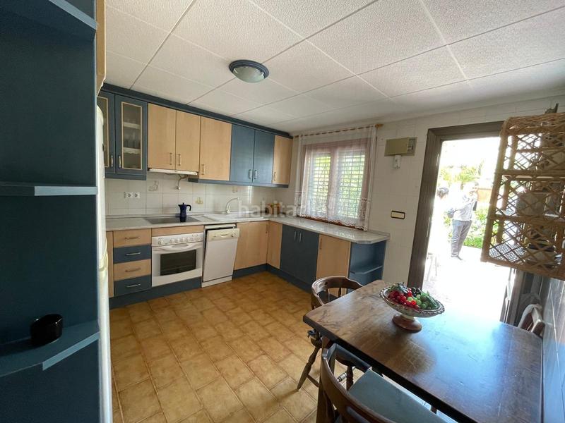 Foto 2549799d-cad4-46f8-a275-54c1fec2659e. Casa adossada amb calefacció aparcament a Cabo Cervera Torrevieja