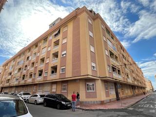 Apartament a Parque de las Naciones. Encantador apartamento junto al parque de las naciones, torrevie