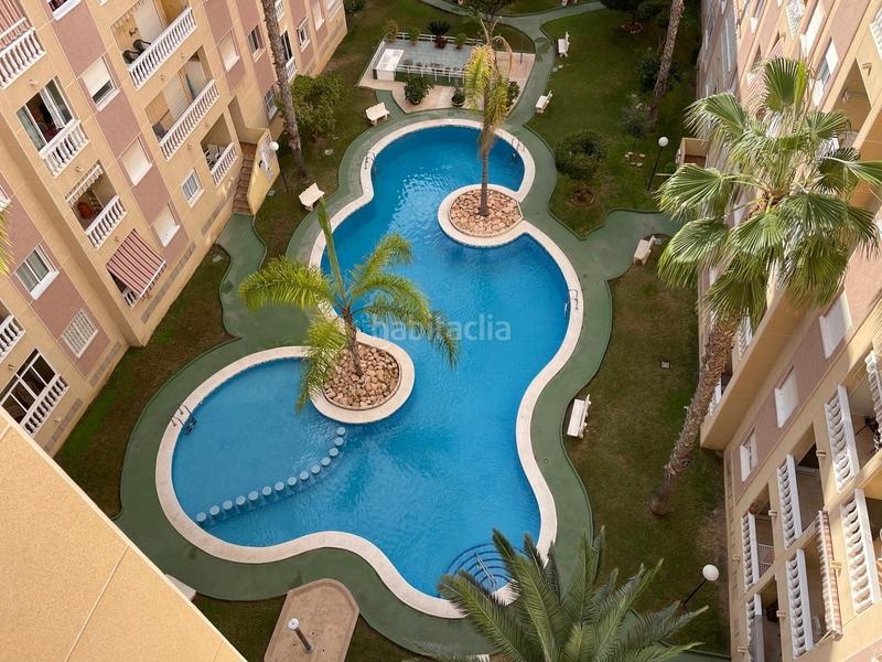 Foto c6e11522-814b-4fbf-a615-964dd47ab6de. Piccolo appartamento con parcheggio piscina in Parque de las Naciones Torrevieja