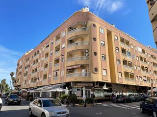 Location Appartement à Parque de las Naciones. Se alquila  apartamento con piscina comunitaria en zona del aceq