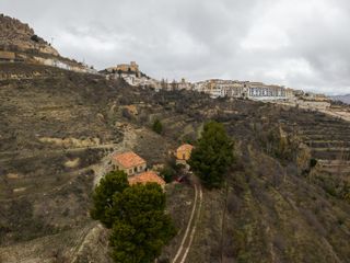 Finca rústica a Al-9103 1. Cortijo con varias construcciones y tierras