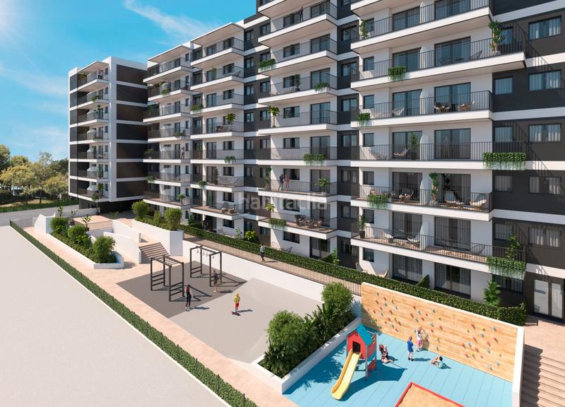 Foto e5f359c7-e417-47e5-b087-aa612ff4d47f. Car parking in Torre-roja-Campreciós Viladecans