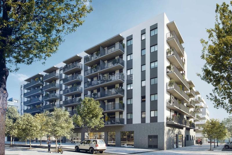 Foto f8aa170f-3d9d-4d7c-a9bf-f09a854b9d76. Autoparkplatz in Torre-roja-Campreciós Viladecans