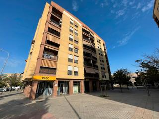 Appartement à Avenida salvador allende 9. 2 dormitorios con garaje excelente ubicación – junto al estadio