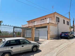 Xalet a Loja. Gran casa en cuesta blanca, riofrio, loja.