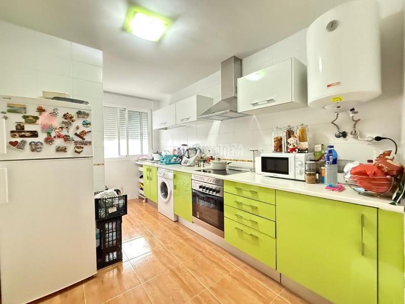 Foto f679b0a9-3ea1-4d44-ad58-b8cd94c79e6f. Piso  en venta en Fuensalida