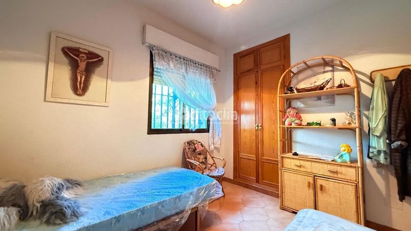 Foto 33eff3a6-b69e-403a-b838-9d8caa93406f. Casa aparellada amb calefacció aparcament piscina a Camarena
